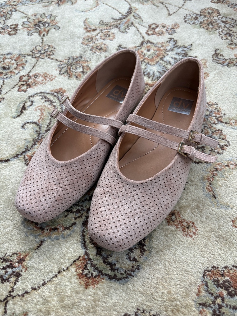 DV by Dolce Vita tan Suede Double-Strap Flats 8.5 mareesa style Mary Jane